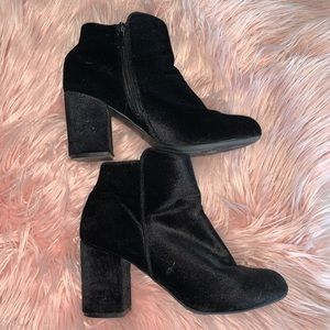 Black suede Booties